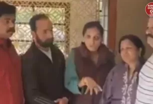 Kashmir Muslim Driver