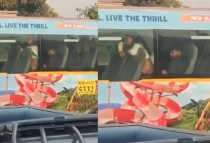 Sexual Act in Mumbai Bus