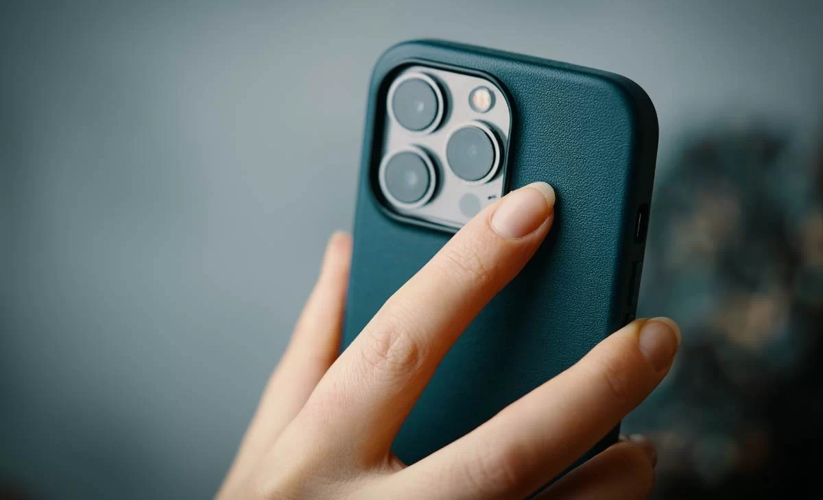 iPhone Sales India 2025