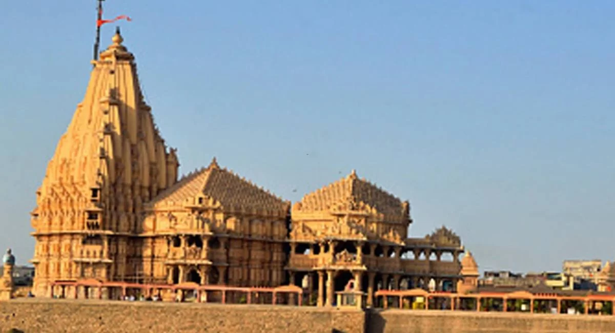 क्या सच में हवा में तैरता था सोमनाथ मंदिर का शिवलिंग? 1000 साल पुराना रहस्य आज भी अनसुलझा!